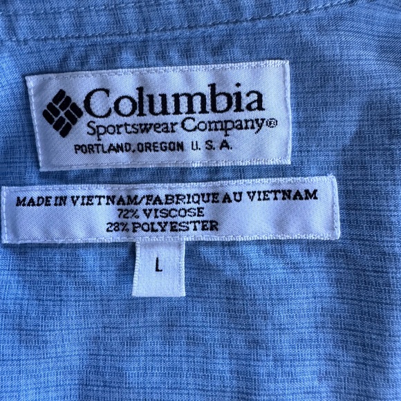 Columbia Button Up - Picture 6 of 9